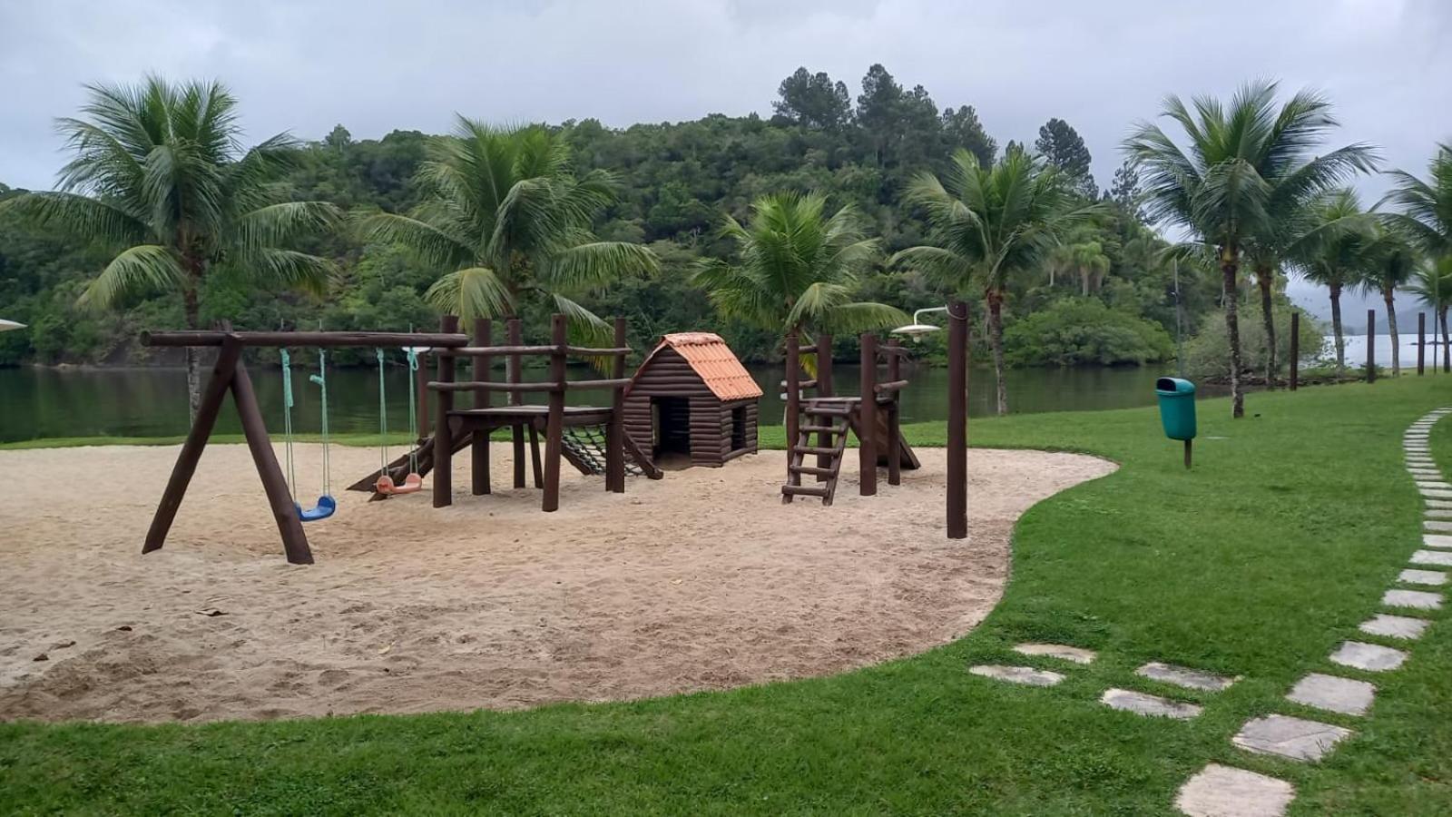Flat Particular No Resort Em Angra Dos Reis Exterior photo